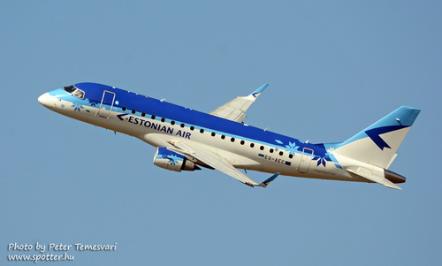 Estonian Air Embraer 170