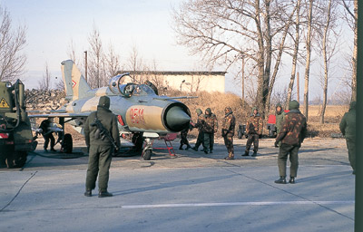 Készültségi MiG-21-es indítása. 1992. március, Kecskemét