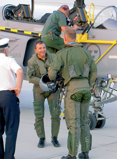 Kecskemét 2003. augusztus. A kétkormányos JAS-39 Gripen kipróbálása.