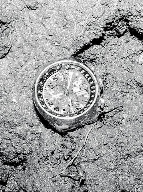 Bakó ezredes órája pontosan mutatja a becsapódás időpontjár