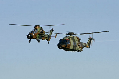 NH90 és Tiger helikopterekkel erősít Spanyolország
