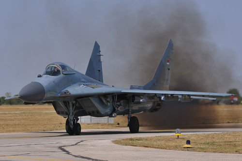 szerb MiG-29